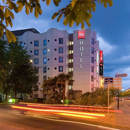 Hotel Ibis Tours Centre Gare Exterior foto